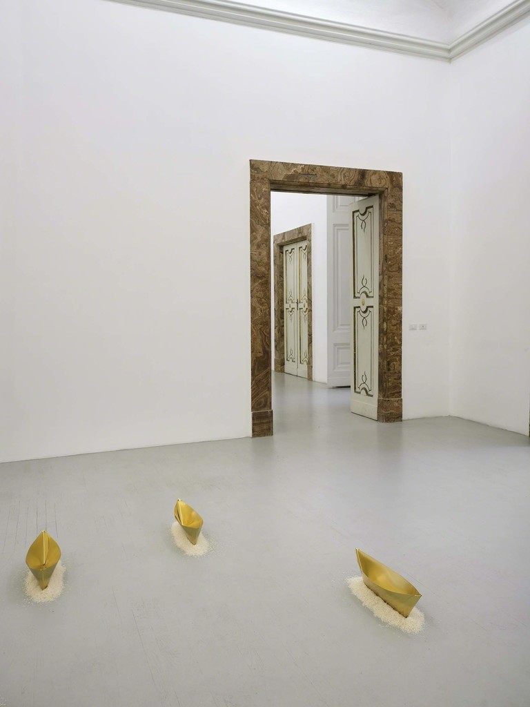 Wolfgang Laib - Partial view of the exhibition - October 2016 - Galleria Alfonso Artiaco, Napoli Wolfgang Laib - Partial view of the exhibition - October 2016 - Galleria Alfonso Artiaco, Napoli