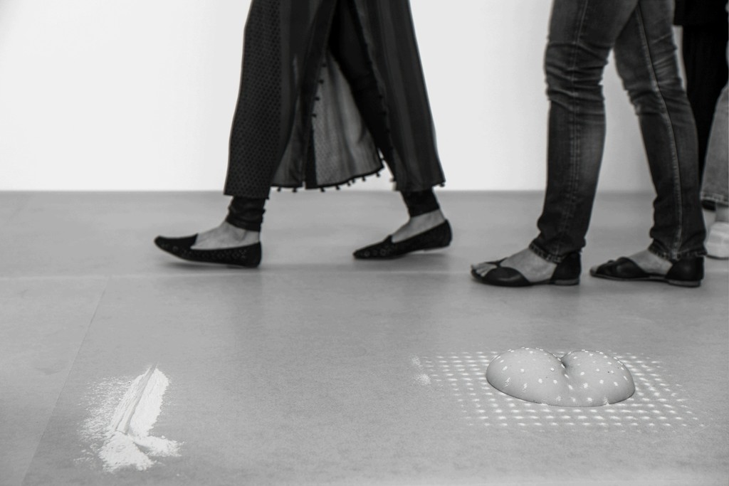 Kristina Matousch, Bake, 2018, performance and installation view Kristina Matousch, Bake, 2018, performance and installation view