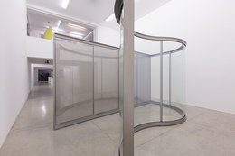 exhibition view, galeria nara roesler | são paulo, 2017 - photo Everton Ballardin © courtesy of the artist and Galeria Nara Roesler exhibition view, galeria nara roesler | são paulo, 2017 - photo Everton Ballardin © courtesy of the artist and Galeria Nara Roesler