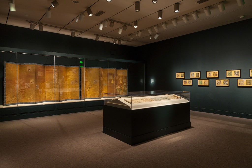 Gallery view, "Sōtatsu: Making Waves," Arthur M. Sackler Gallery, Smithsonian. Photo by Neil Greentree. Gallery view, "Sōtatsu: Making Waves," Arthur M. Sackler Gallery, Smithsonian. Photo by Neil Greentree.