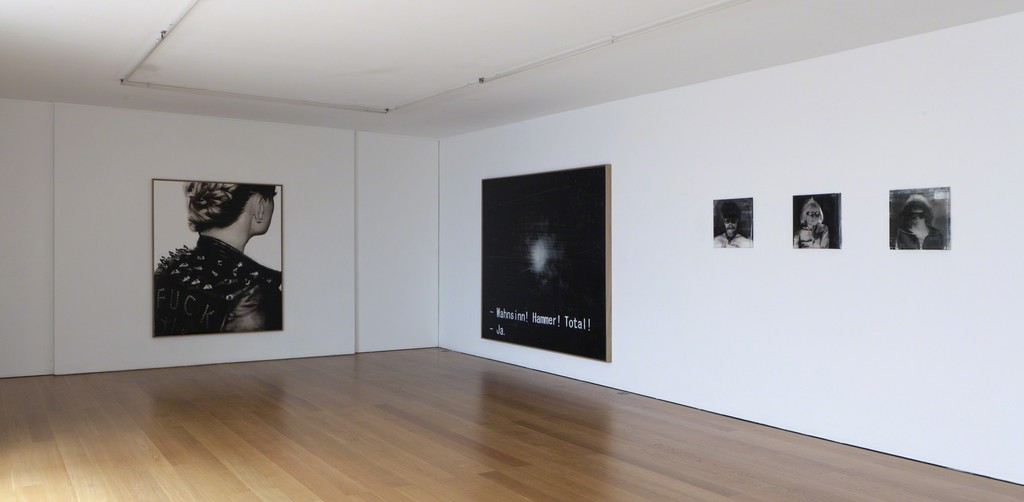 Installation view Florian Süssmayr at Galerie Rüdiger Schöttle, 2014.
Photo: Wilfried Petzi. Installation view Florian Süssmayr at Galerie Rüdiger Schöttle, 2014.
Photo: Wilfried Petzi.