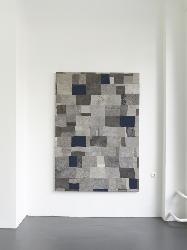 installation view Ayan Farah, "Waris, 2016" installation view Ayan Farah, "Waris, 2016"