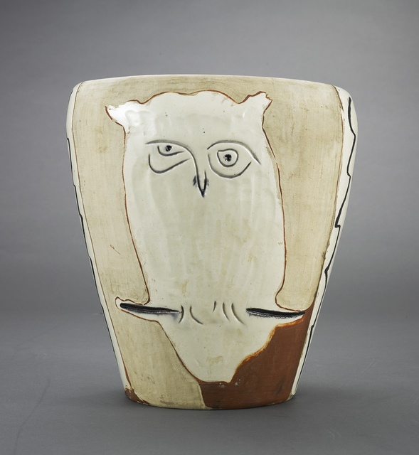 Pablo Picasso, ‘Visage et hibou (A.R. 407)’, 1958, Other, Terre de faïence vase, painted in colors and partially glazed, Sotheby's