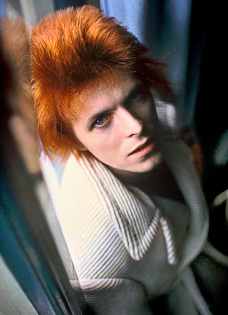 The Photographer Who Captured David Bowie’s Transformation Into Ziggy ...