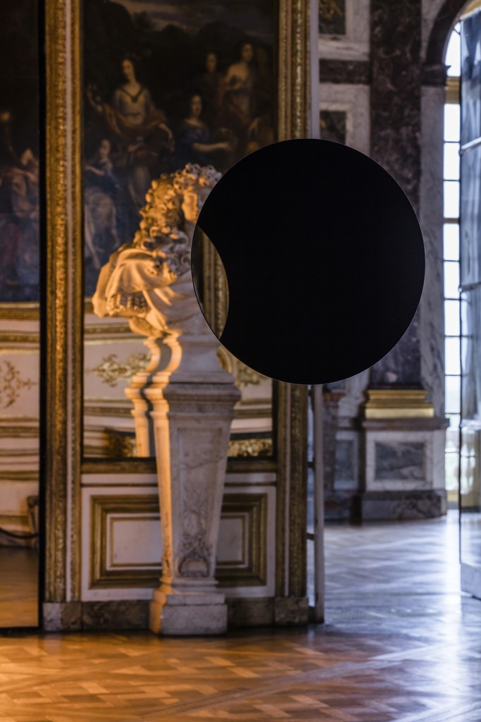 Installation view of "Olafur Eliasson" at Château de Versailles, Versailles (2016) Photo: Anders Sune Berg
Courtesy of the artist; neugerriemschneider, Berlin; Tanya Bonakdar Gallery, New York © 2016 Olafur Eliasson Installation view of "Olafur Eliasson" at Château de Versailles, Versailles (2016) Photo: Anders Sune Berg
Courtesy of the artist; neugerriemschneider, Berlin; Tanya Bonakdar Gallery, New York © 2016 Olafur Eliasson