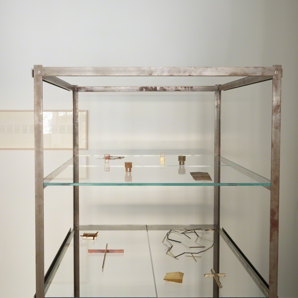 Jewelry and Objects by Giampaolo Babetto
Drawings & Etchings by Dan Van Severen
©Jean Pierre Gabriel Jewelry and Objects by Giampaolo Babetto
Drawings & Etchings by Dan Van Severen
©Jean Pierre Gabriel