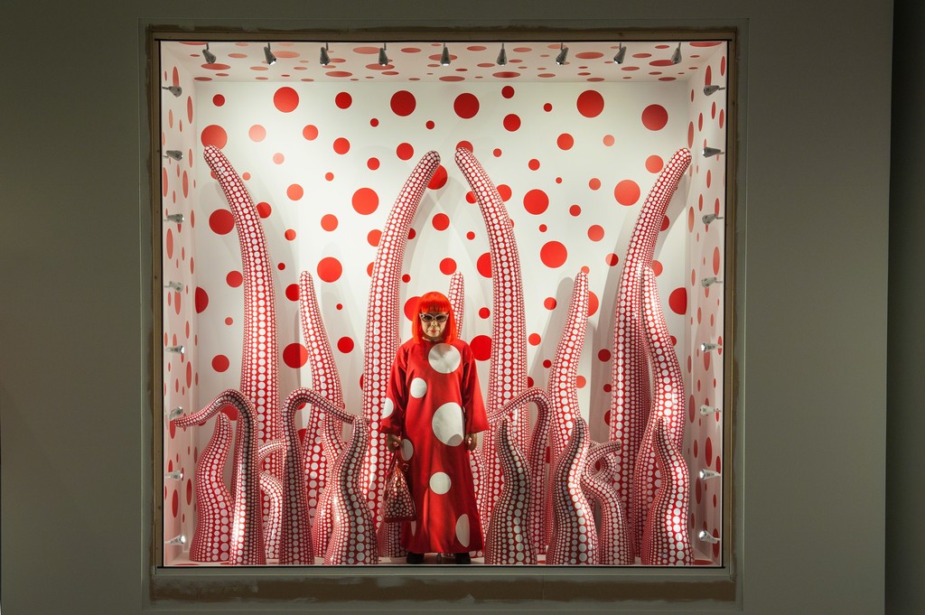 Installation view of YAYOI KUSAMA (2015). Louisiana Museum of Modern Art. Photo by Kim Hansen. Installation view of YAYOI KUSAMA (2015). Louisiana Museum of Modern Art. Photo by Kim Hansen.