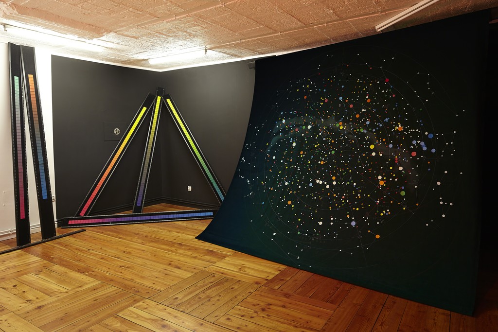 Emil Cieślar, Colour Music Solfège, exhibition view, 2015; photo: Franciszek Buchner, courtesy Pola Magnetyczne Emil Cieślar, Colour Music Solfège, exhibition view, 2015; photo: Franciszek Buchner, courtesy Pola Magnetyczne