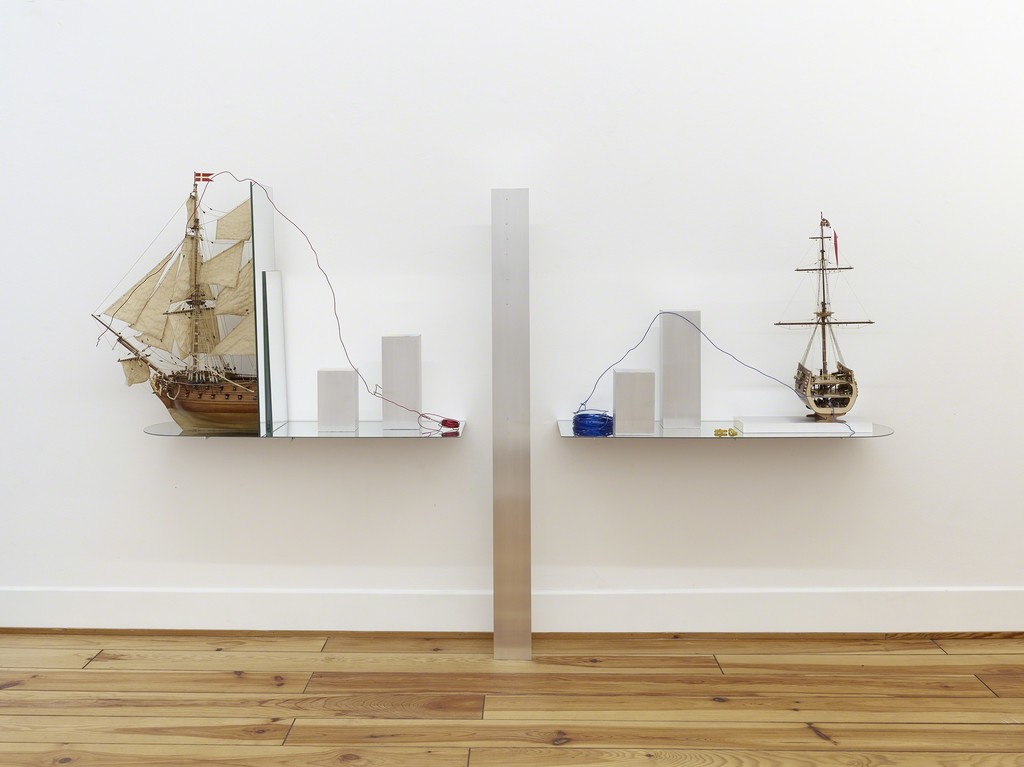 Left: E-Commerce, V (Firewall San Francisco), 2015
Right: E-Commerce VI, 2015 Left: E-Commerce, V (Firewall San Francisco), 2015
Right: E-Commerce VI, 2015