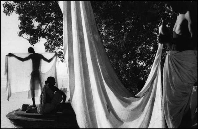 Marc Riboud, ‘After bathing in the Ganges. Uttar Pradesh. Bénarès, India. ’, 1956, Magnum Photos