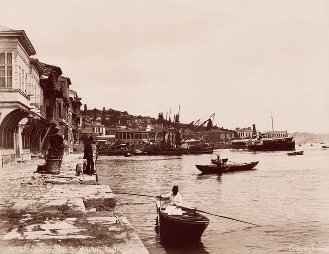 Beşiktaş from the Hayreddin Pier — Gülmez Brothers