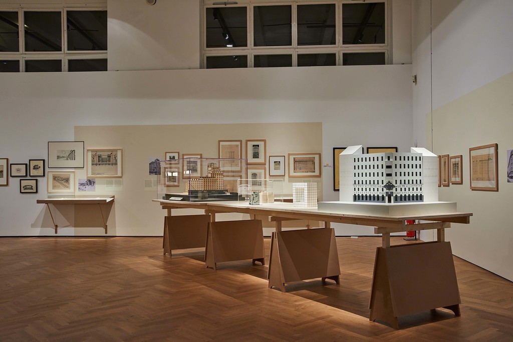 MAK Exhibition View, 2018
POST-OTTO WAGNER
From the Postal Savings Bank to Post-Modernism
MAK Exhibition Hall
© MAK/Georg Mayer MAK Exhibition View, 2018
POST-OTTO WAGNER
From the Postal Savings Bank to Post-Modernism
MAK Exhibition Hall
© MAK/Georg Mayer