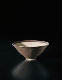 Conical bowl