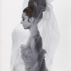 Illuminating Portraits: The Timeless Vision of Bert Stern