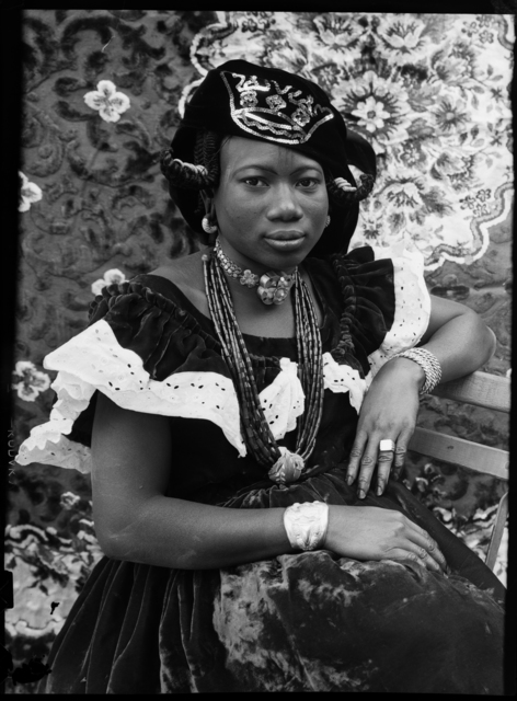 Seydou Keïta, ‘Sans titre (13132)’, ca. 1950, Galerie Nathalie Obadia