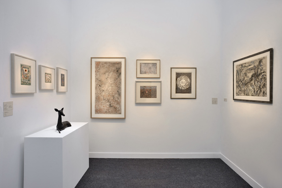 Installation view of Booth E34 © JL Losi Installation view of Booth E34 © JL Losi