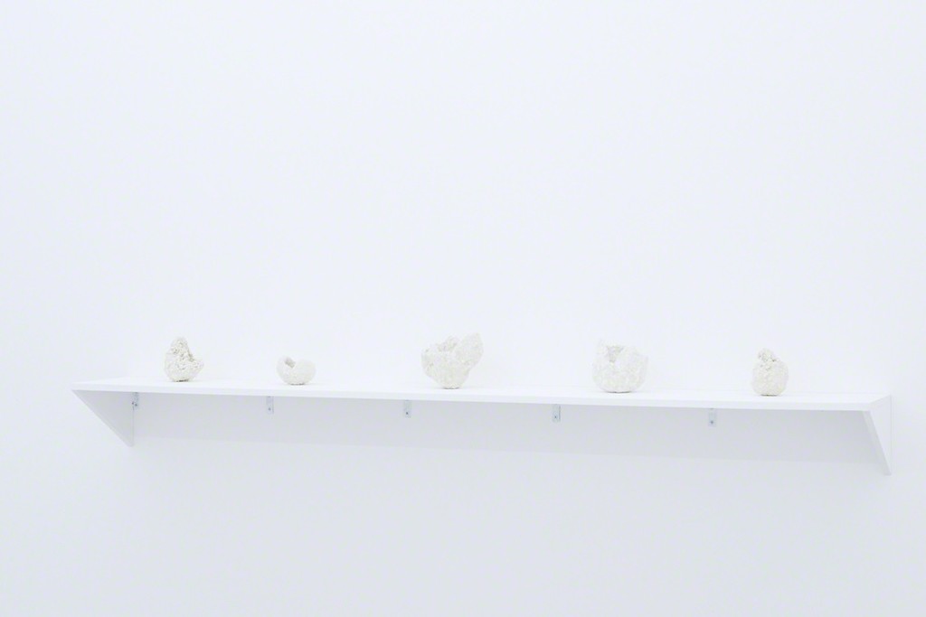 Installation view from “Issues from the Hands” 8/ ART GALLERY/ Tomio Koyama Gallery, 2017 ©Toshiaki Noda, photo by Kenji Takahashi Installation view from “Issues from the Hands” 8/ ART GALLERY/ Tomio Koyama Gallery, 2017 ©Toshiaki Noda, photo by Kenji Takahashi