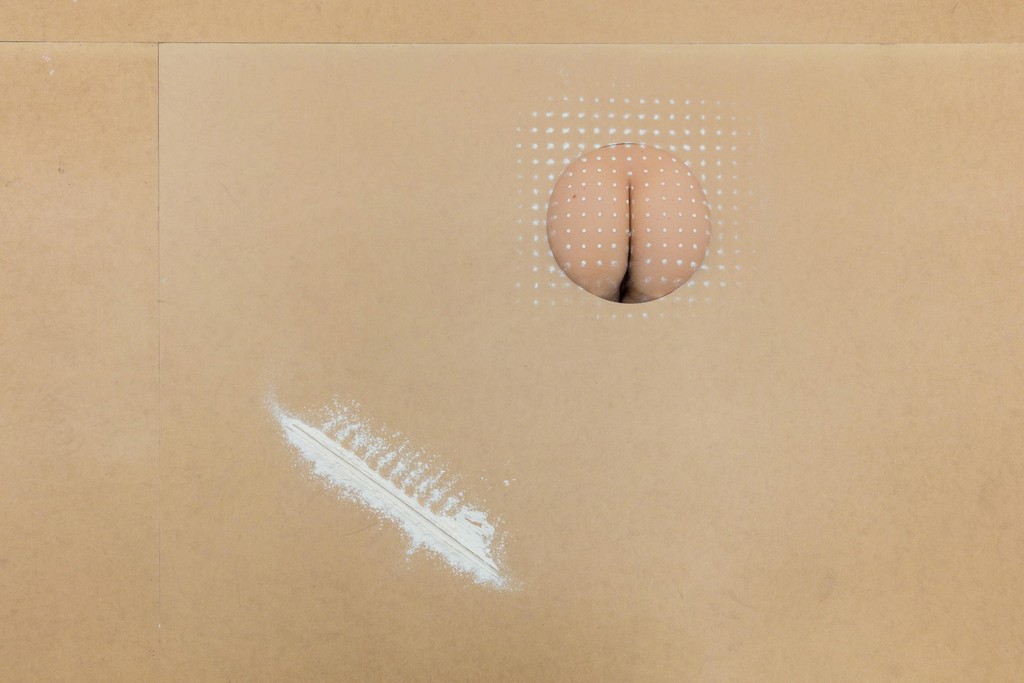 Kristina Matousch, Bake, 2018, performance and installation view Kristina Matousch, Bake, 2018, performance and installation view