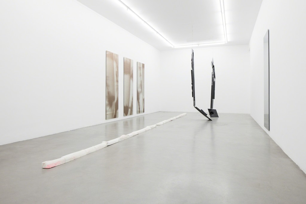 Armando Andrade Tudela
Post-folklore, 2015
Exhibition view at Francesca Minini, Milan Armando Andrade Tudela
Post-folklore, 2015
Exhibition view at Francesca Minini, Milan