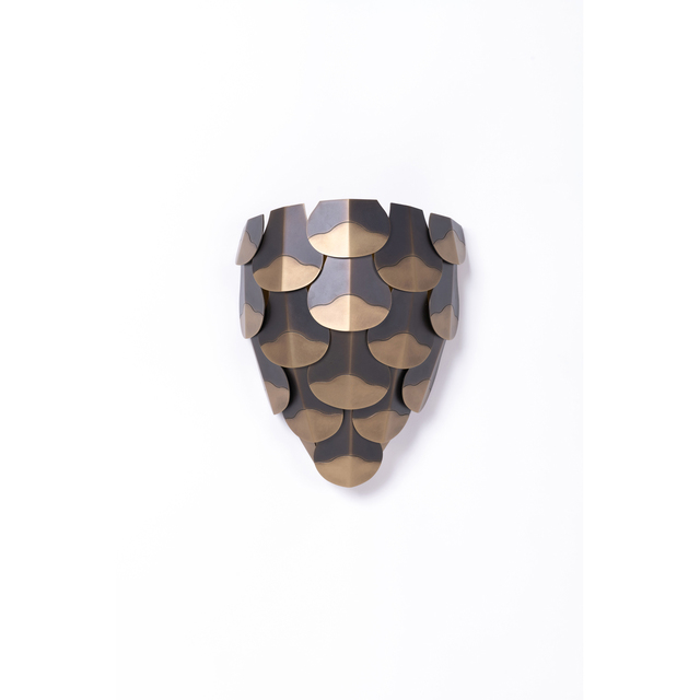 Thomas Boog, ‘Pomme de pin, Bracket’, 2018, Design/Decorative Art, Laiton patiné, PIASA