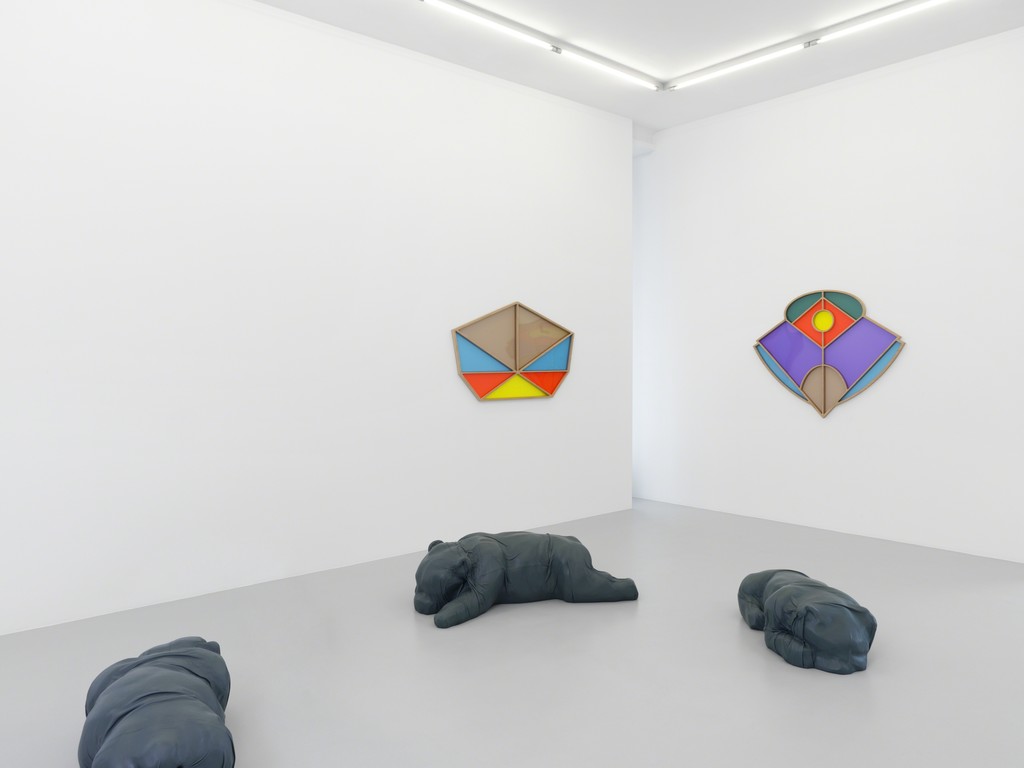 Exhibition view, "Eustache", Denis Savary, Galerie Xippas, Geneva, Switzerland. ©Annik Wetter Exhibition view, "Eustache", Denis Savary, Galerie Xippas, Geneva, Switzerland. ©Annik Wetter