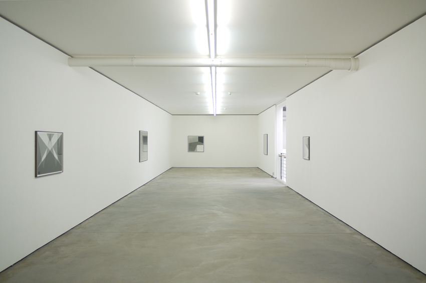 Exhibition view: "Jan Paul Evers - Momentum ignition", Kunsthalle Lingen, Lingen, 2013 Exhibition view: "Jan Paul Evers - Momentum ignition", Kunsthalle Lingen, Lingen, 2013
