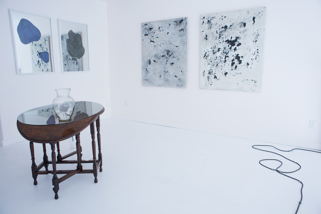 Tyler Eash, "Full Moon in the Daytime," 2016, installation view. Tyler Eash, "Full Moon in the Daytime," 2016, installation view.