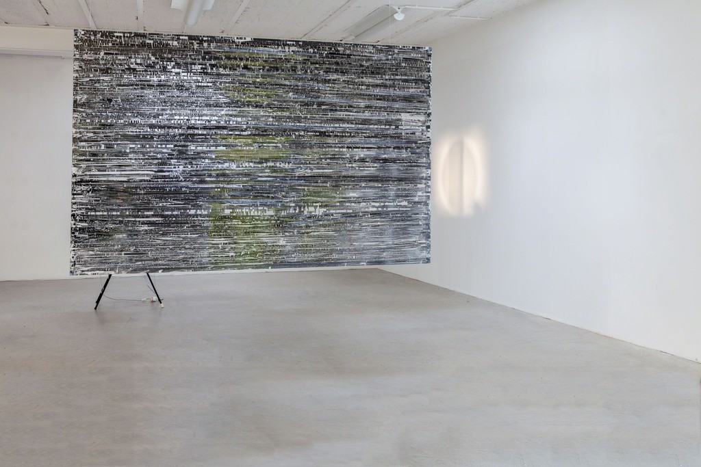 Jens Standke, exhibition view: „On/Off: X-Files“, 2016 | videotape, tape, aluminium, 210 x 130cm | image: ©dasesszimmer Jens Standke, exhibition view: „On/Off: X-Files“, 2016 | videotape, tape, aluminium, 210 x 130cm | image: ©dasesszimmer