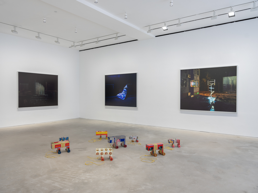 Installation view of Brilliant City, David Zwirner, Hong Kong, 2018. Installation view of Brilliant City, David Zwirner, Hong Kong, 2018.