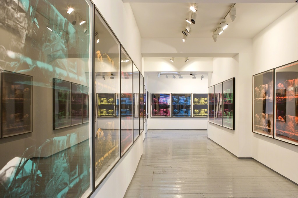 Installation at Paul Stolper Gallery - GAVIN TURK / Transit Disaster
October 09, 2011 - November 17, 2012 Installation at Paul Stolper Gallery - GAVIN TURK / Transit Disaster
October 09, 2011 - November 17, 2012