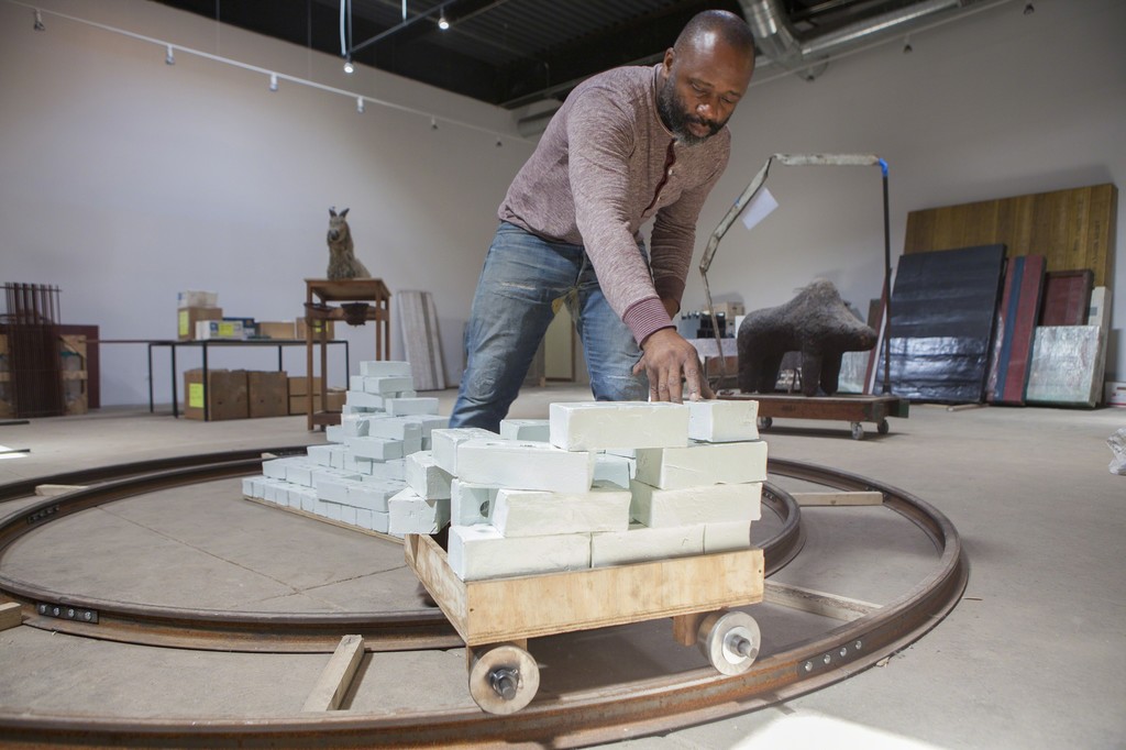 Theaster Gates with Goat in his studio
Chicago, 2014
Photo by Sara Pooley
Theaster Gates with Goat in his studio
Chicago, 2014
Photo by Sara Pooley