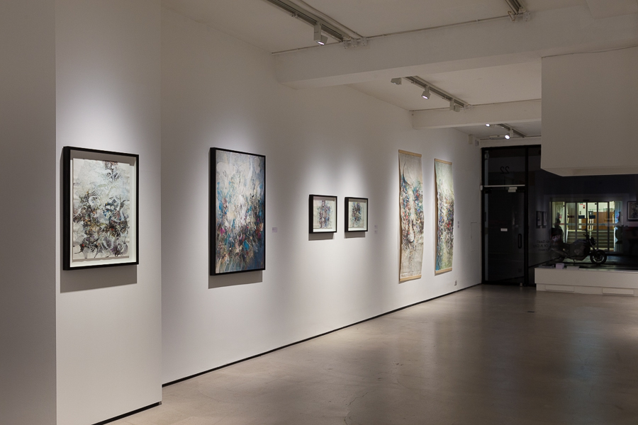Memory of a City (30 January - 14 April 2015). Photography by Susanne Hakuba, image courtesy Kashya Hildebrand, London. Memory of a City (30 January - 14 April 2015). Photography by Susanne Hakuba, image courtesy Kashya Hildebrand, London.