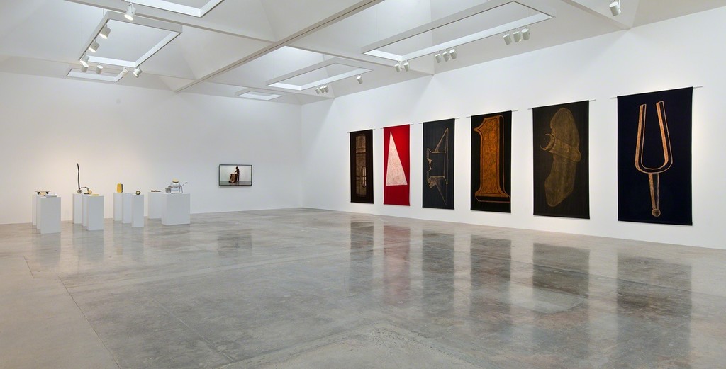 Giulia Piscitelli, Installation view, "Wide Rule", 2015 - Copyright Giulia Piscitelli - Courtesy of Giulia Piscitelli and Kayne Griffin Corcoran, Los Angeles, CA Giulia Piscitelli, Installation view, "Wide Rule", 2015 - Copyright Giulia Piscitelli - Courtesy of Giulia Piscitelli and Kayne Griffin Corcoran, Los Angeles, CA