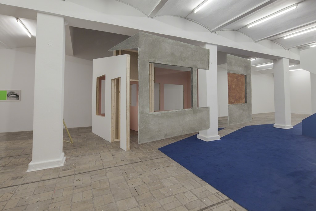 Elín Hansdóttir, SUSPENSION OF DISBELIEF, 2015. Installation view. Courtesy Elín Hansdóttir und/and i8 Gallery, Reykjavik. Foto/Photo: Timo Ohler
Elín Hansdóttir, SUSPENSION OF DISBELIEF, 2015. Installation view. Courtesy Elín Hansdóttir und/and i8 Gallery, Reykjavik. Foto/Photo: Timo Ohler
