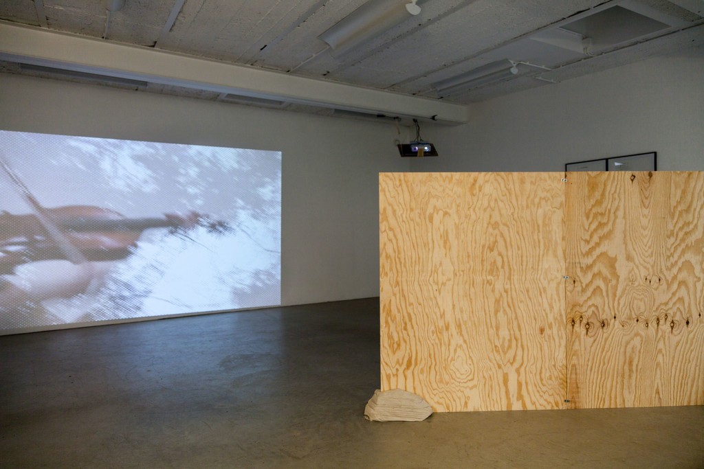 stöckerselig, "360 Grad" video installation, with sound, two projectors, unique copy, 2014 | image: ©dasesszimmer stöckerselig, "360 Grad" video installation, with sound, two projectors, unique copy, 2014 | image: ©dasesszimmer