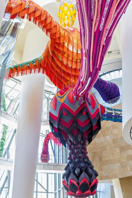 Joana Vasconcelos I M Your Mirror Guggenheim Museum