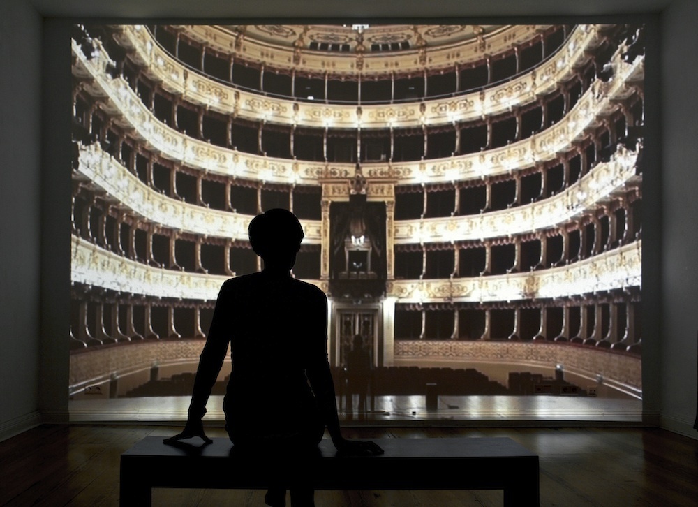 Michele Spanghero, Fenice (2016) video installation Michele Spanghero, Fenice (2016) video installation