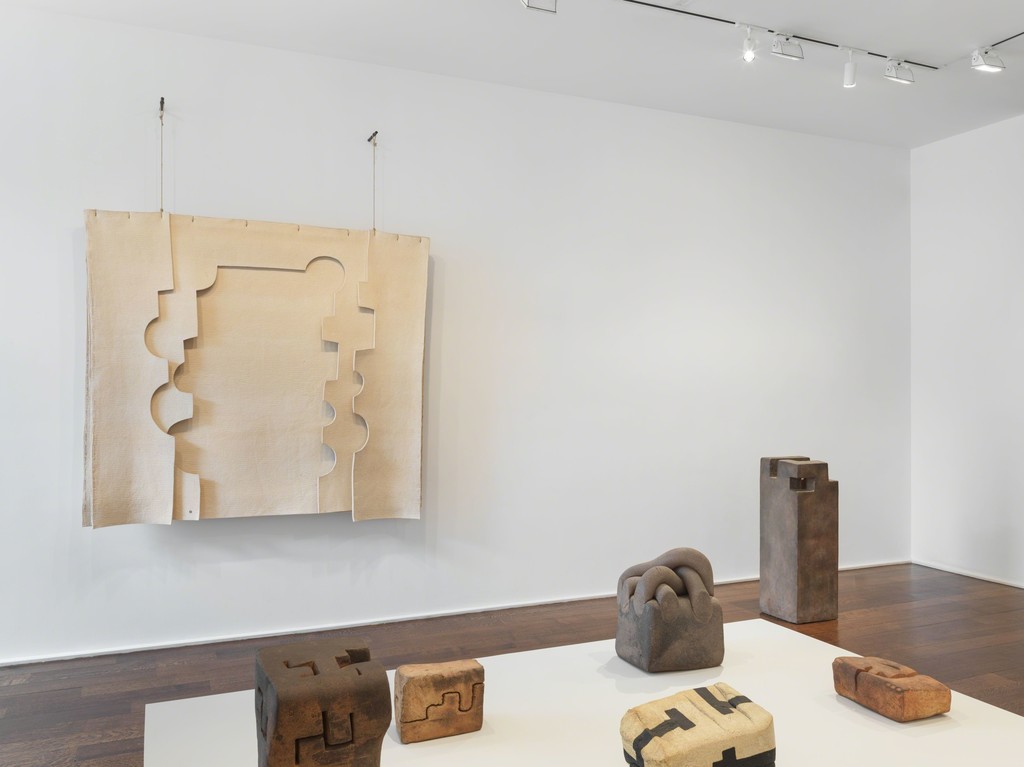 Installation view, ‘Eduardo Chillida,’ Hauser & Wirth New York, 69th Street, 30 Apr – 27 Jul 2018
Photo: EPW Studio Installation view, ‘Eduardo Chillida,’ Hauser & Wirth New York, 69th Street, 30 Apr – 27 Jul 2018
Photo: EPW Studio