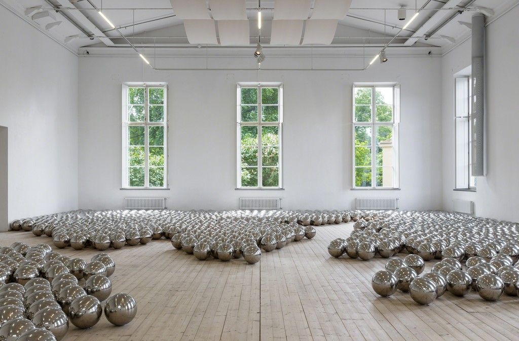 Yayoi Kusama, Narcissus Garden, 1966 Installation View at Moderna Museet/ArkDes, Stockholm, as a part of the exhibition Yayoi Kusama – In Infinity, 2016. © Yayoi Kusama. Courtesy of Ota Fine Arts, Tokyo/Singapore, Victoria Miro Gallery, London, David Zwirner, New York. Photo: Åsa Lundén/Moderna Museet Yayoi Kusama, Narcissus Garden, 1966 Installation View at Moderna Museet/ArkDes, Stockholm, as a part of the exhibition Yayoi Kusama – In Infinity, 2016. © Yayoi Kusama. Courtesy of Ota Fine Arts, Tokyo/Singapore, Victoria Miro Gallery, London, David Zwirner, New York. Photo: Åsa Lundén/Moderna Museet