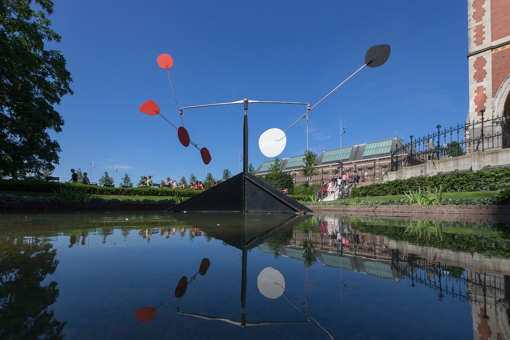 Installation view, “Alexander Calder at the Rijksmuseum,” Rijksmuseum, Amsterdam, 2014. Photo: Olivier Middendorp Installation view, “Alexander Calder at the Rijksmuseum,” Rijksmuseum, Amsterdam, 2014. Photo: Olivier Middendorp