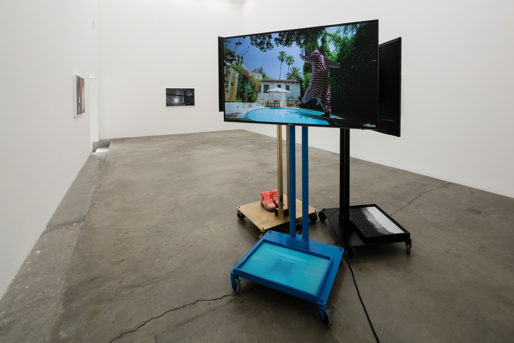 Jen DeNike, If She Hollers, Installation view, 2015 Jen DeNike, If She Hollers, Installation view, 2015