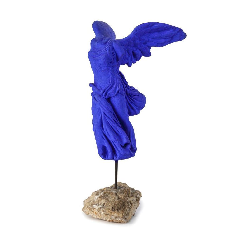 Yves Klein - La Victoire de Samothrace