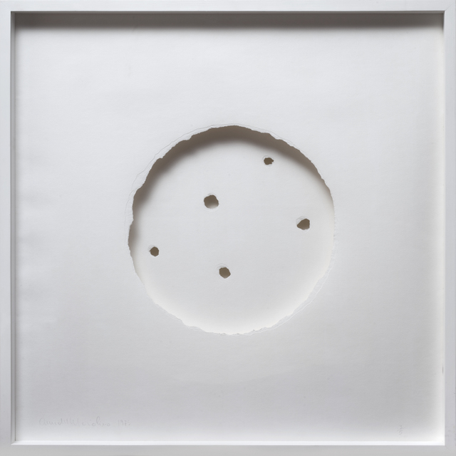 Anna Maria Maiolino, ‘Estam Aí (ou Mais Buracos), da série Desenho Objeto - Branco’, 1975, Museo de Arte Contemporáneo de Buenos Aires
