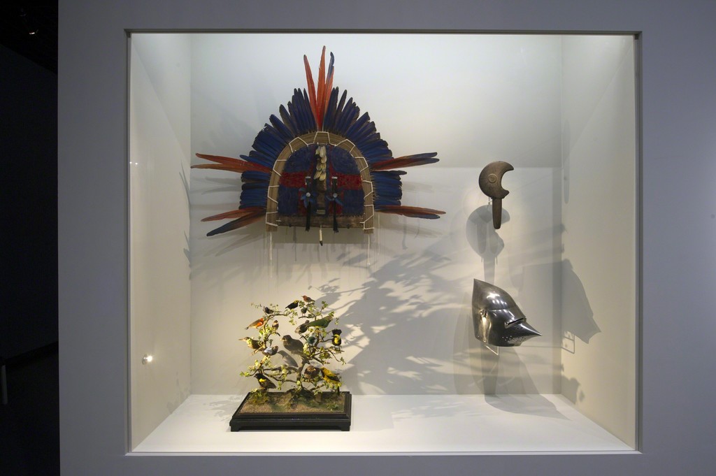 Vue de l’exposition Carambolages Scénographie Hugues Fontenas Architecte © Rmn-Grand Palais / Photo Didier Plowy, Paris 2016 Vue de l’exposition Carambolages Scénographie Hugues Fontenas Architecte © Rmn-Grand Palais / Photo Didier Plowy, Paris 2016