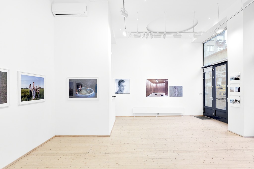 everywhere you look | Young Hungarian Photographers, exhibition view, 2017, VILTIN Gallery
everywhere you look | Young Hungarian Photographers, exhibition view, 2017, VILTIN Gallery
