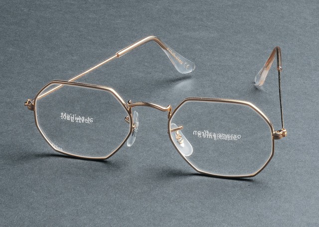 Rirkrit Tiravanija, ‘Untitled (450/375) (for Parkett 44)’, 1995, Parkett