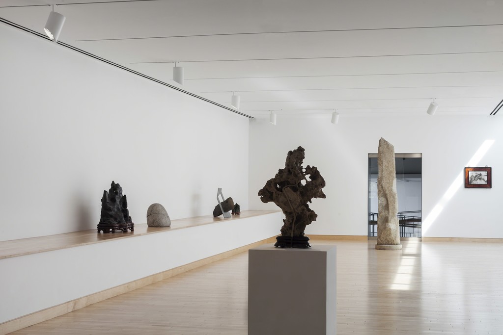 "Museum of Stones" installation at The Noguchi Museum, 2015 © The Noguchi Museum. Photo: Elizabeth Felicella "Museum of Stones" installation at The Noguchi Museum, 2015 © The Noguchi Museum. Photo: Elizabeth Felicella