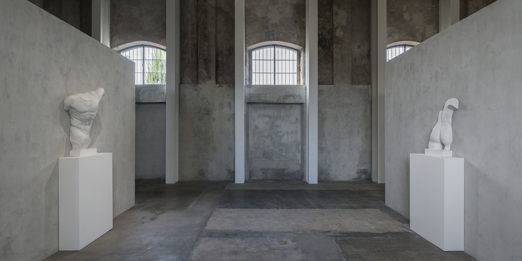 Exhibition view of ‘In Part’ curated by Nicholas Cullinan. Fondazione Prada Milano,
2015. Photo: Attilio Maranzano. Courtesy Fondazione Prada Exhibition view of ‘In Part’ curated by Nicholas Cullinan. Fondazione Prada Milano,
2015. Photo: Attilio Maranzano. Courtesy Fondazione Prada