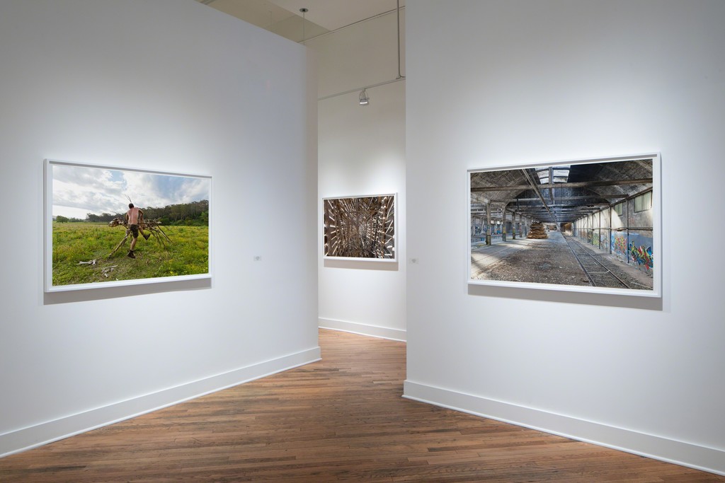 Installation photos by R.H. Hensleigh Installation photos by R.H. Hensleigh
