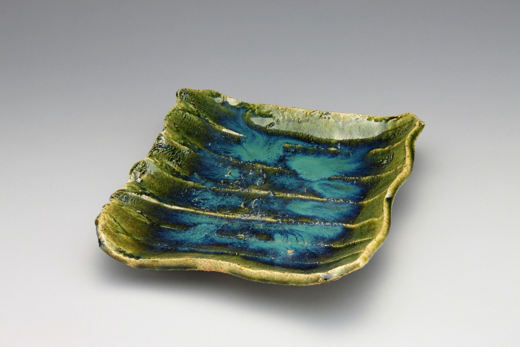 Kitaōji, Rosanjin, Square tray, Oribe type
Showa period
Kitaōji, Rosanjin, Square tray, Oribe type
Showa period